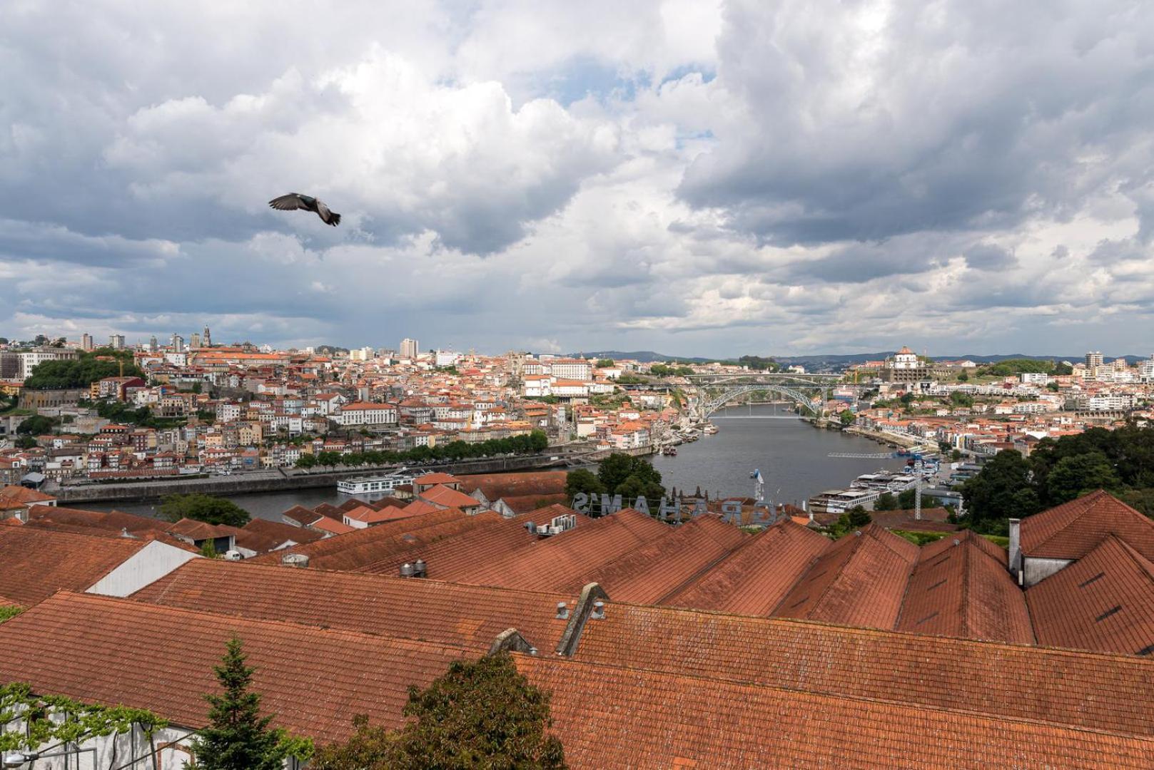 Appartamento Guestready - Porto Fantastic View Vila Nova de Gaia Esterno foto